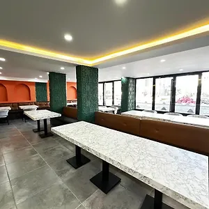  Apart Otel Renaissance